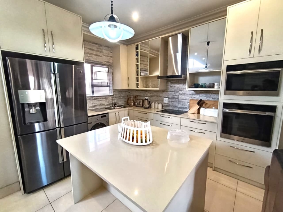 4 Bedroom Property for Sale in Lilyvale S H Free State